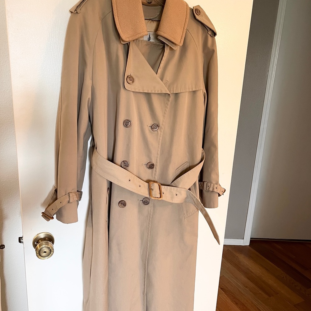Classic Tan Double-Breasted Trench Coat